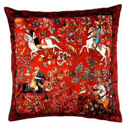 کوسن با طرح باستانی